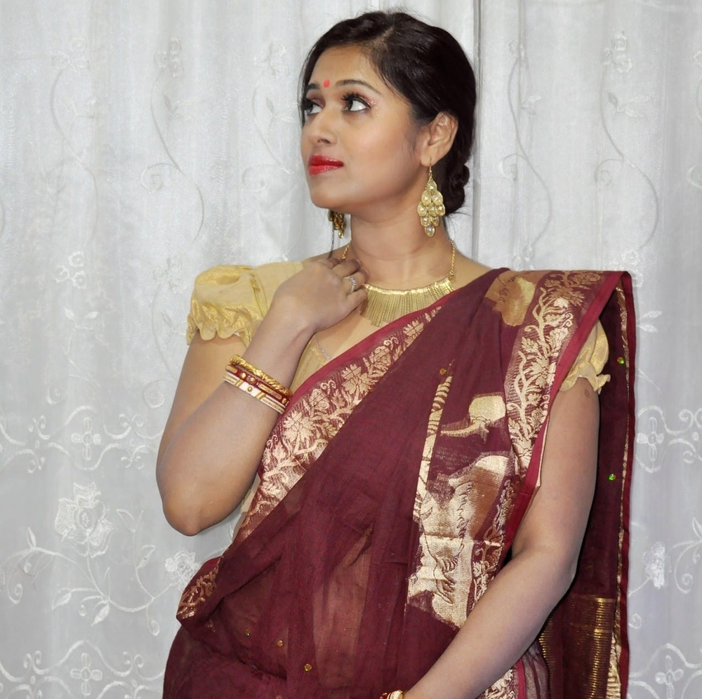 Meet your Posher, Priya